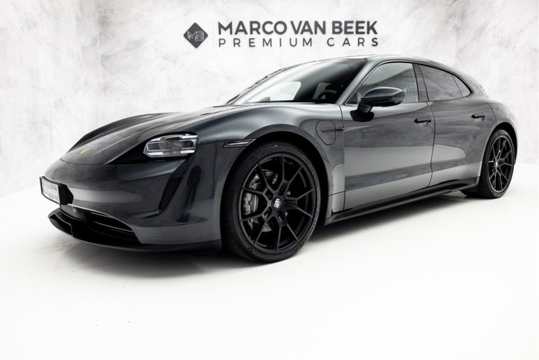 Foto van Porsche Taycan