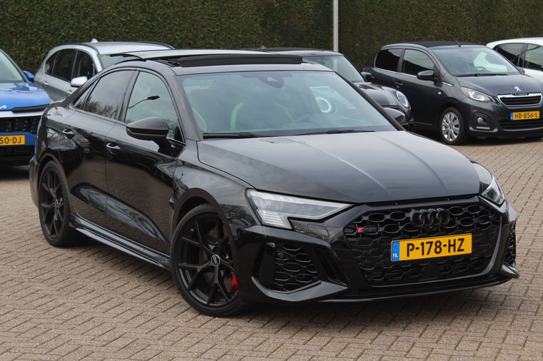 Audi RS3 Limousine