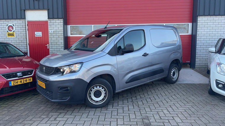 Foto van Peugeot Partner