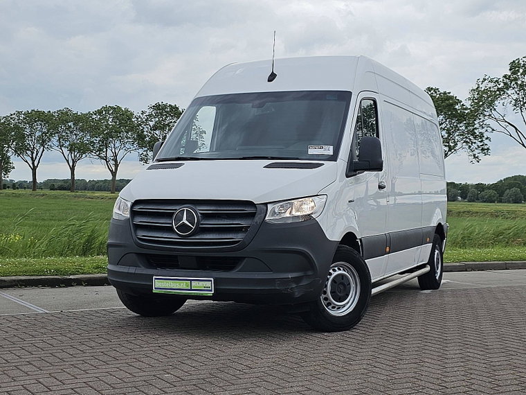 Mercedes-Benz eSprinter