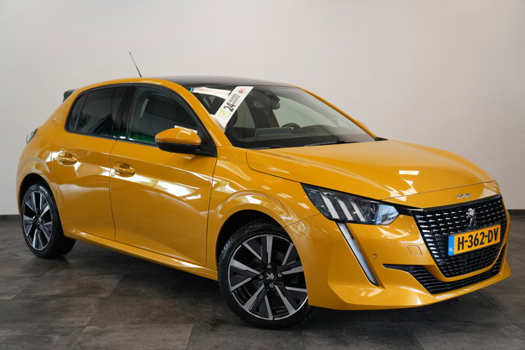Peugeot 208 foto 1