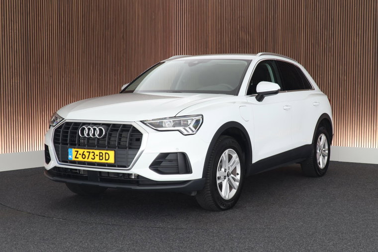 Audi Q3 foto 1