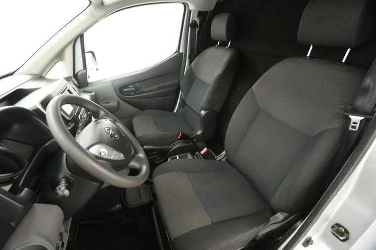 Nissan E-NV200
