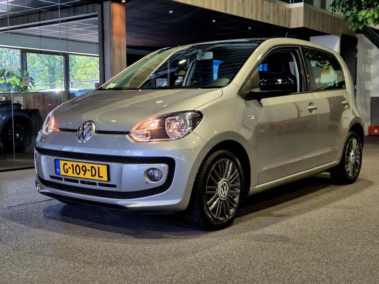 Volkswagen up! foto 1