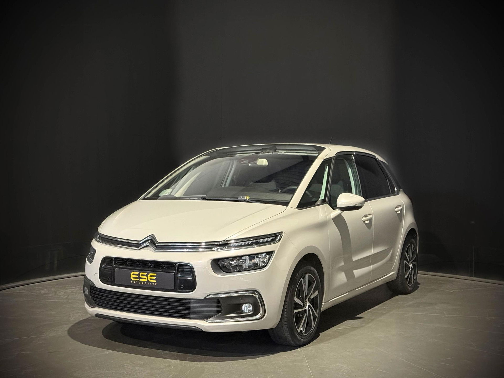 Foto van Citroën C4 Spacetourer
