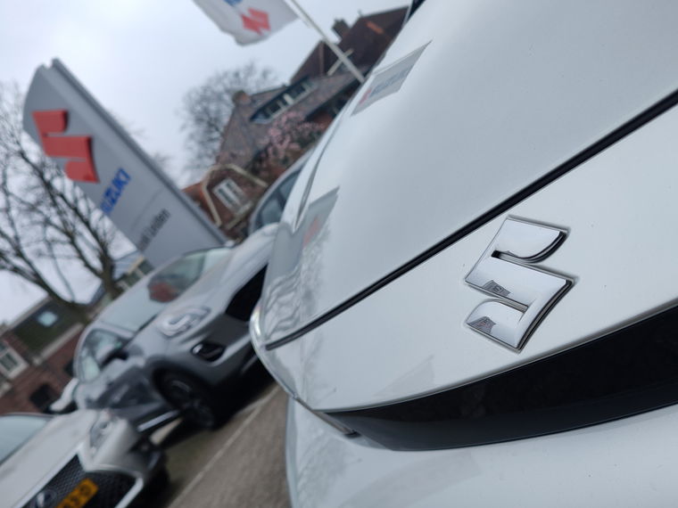 Suzuki Swace