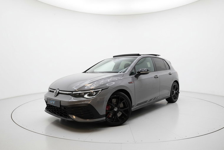 Volkswagen Golf foto 1