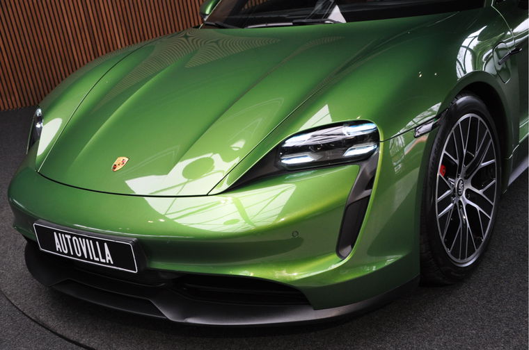 Porsche Taycan