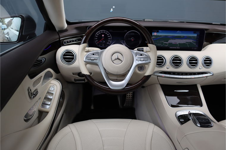 Mercedes-Benz S-Klasse