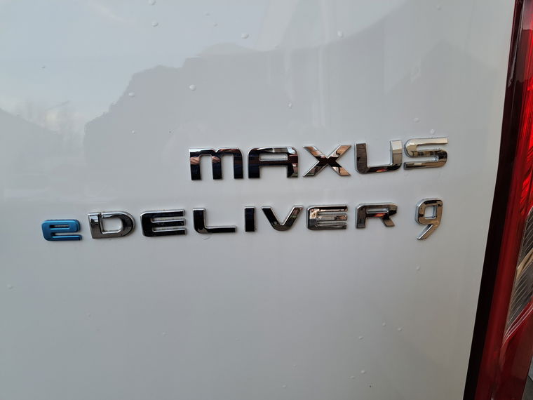 Maxus Deliver 9