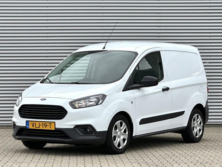 Ford Transit Courier foto 1