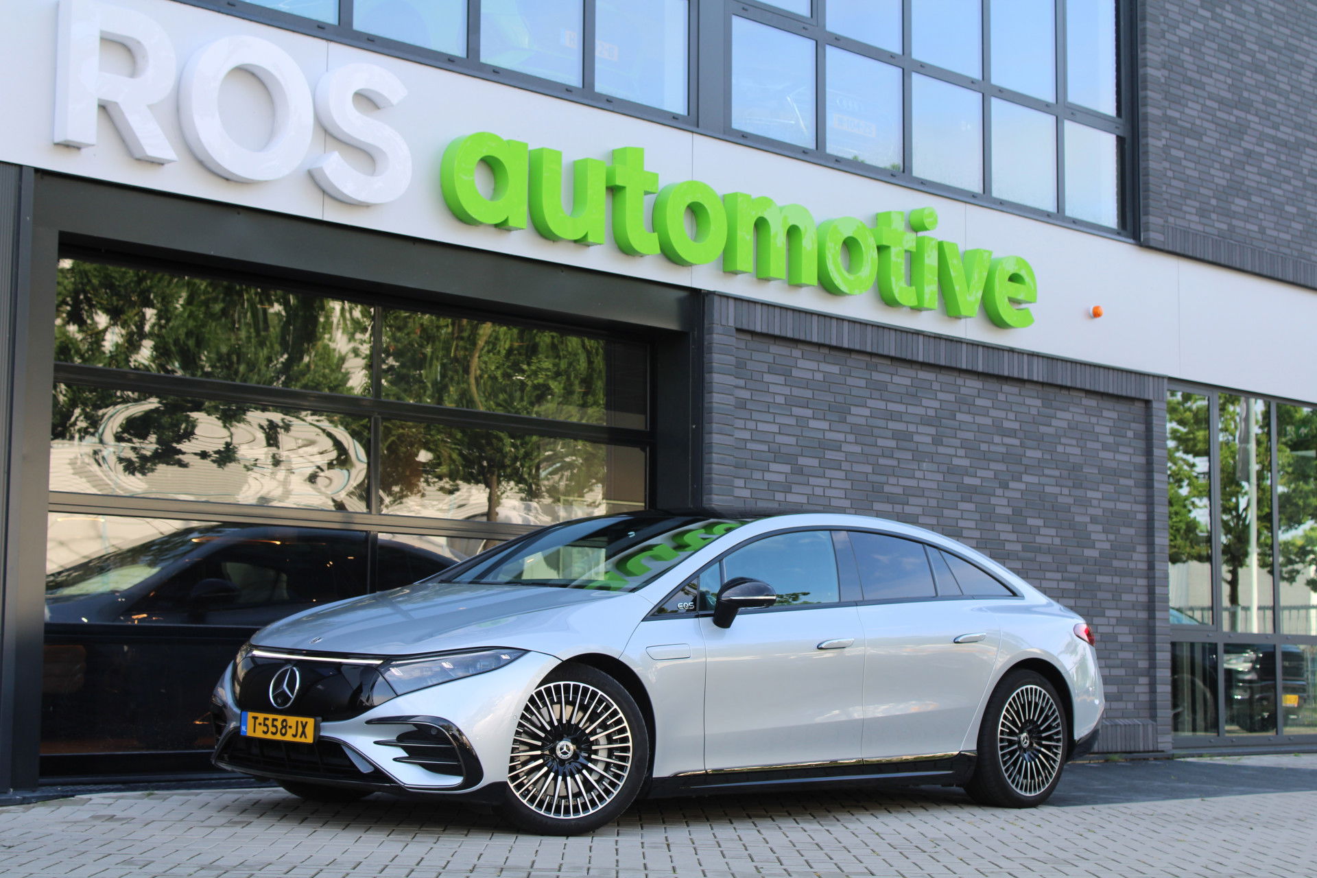 Foto van Mercedes-Benz EQS