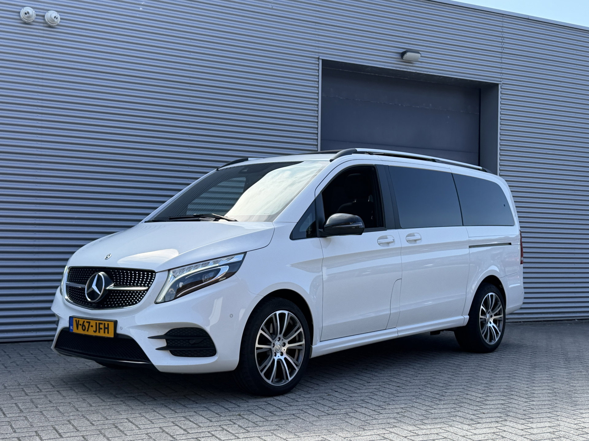 Foto van Mercedes-Benz V-Klasse
