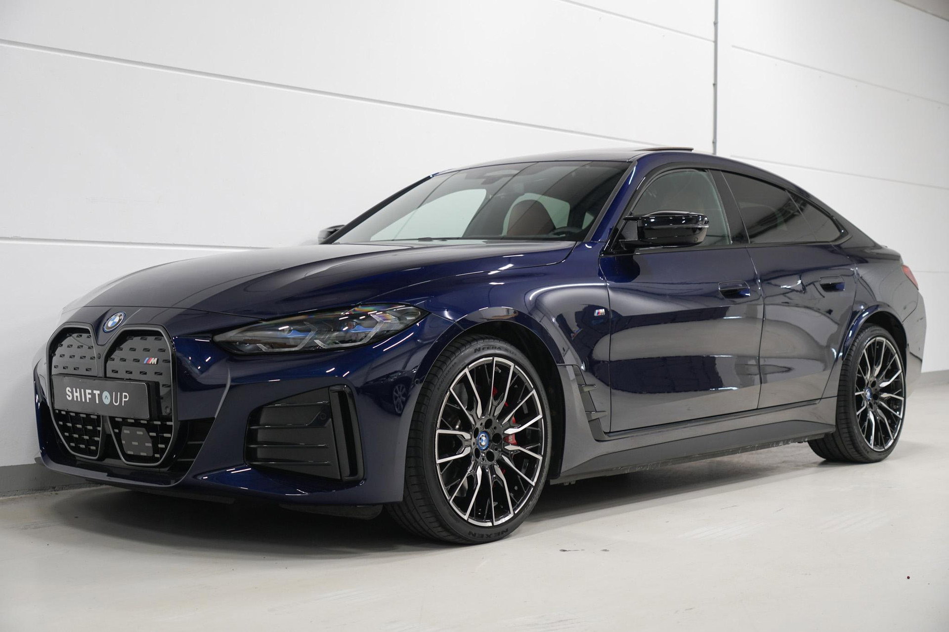 Foto van BMW i4