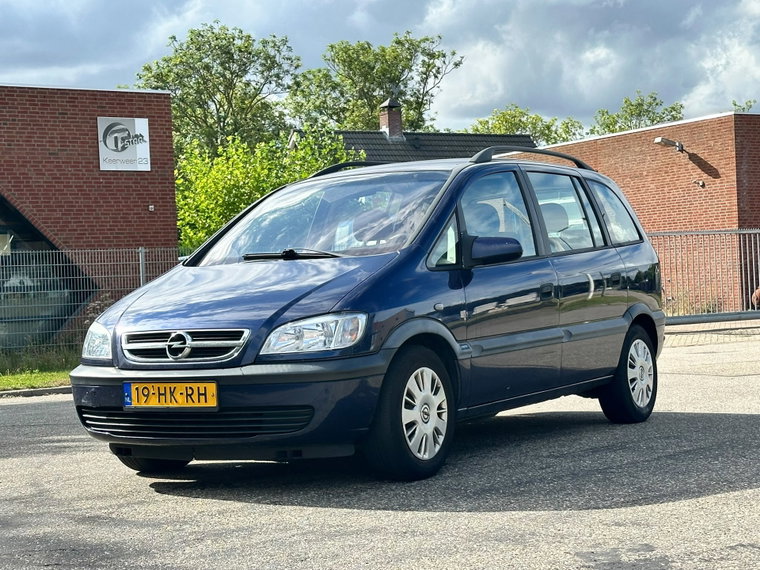 Opel Zafira foto 1