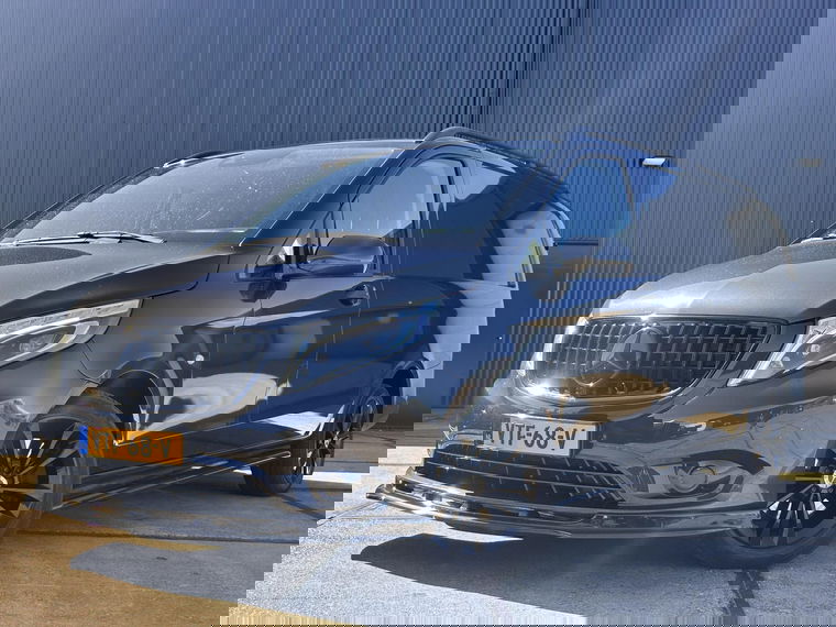Foto van Mercedes-Benz Vito