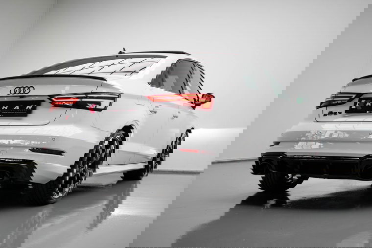 Audi RS3 Limousine