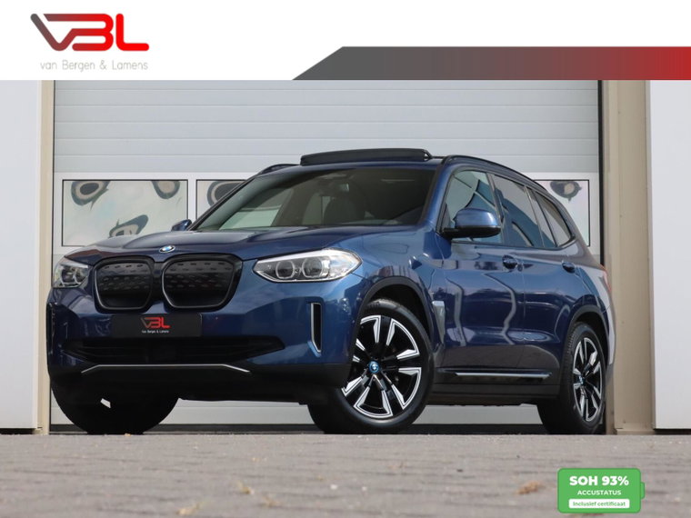 Foto van BMW iX3