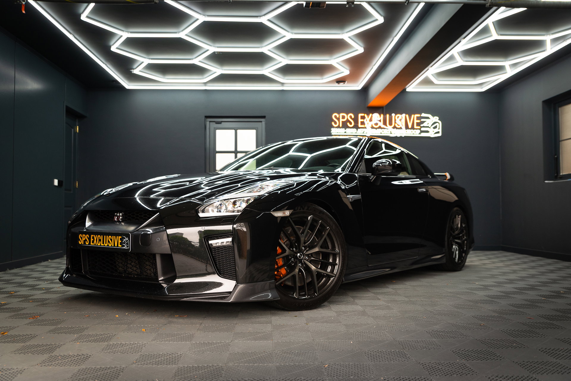 Foto van Nissan GT-R