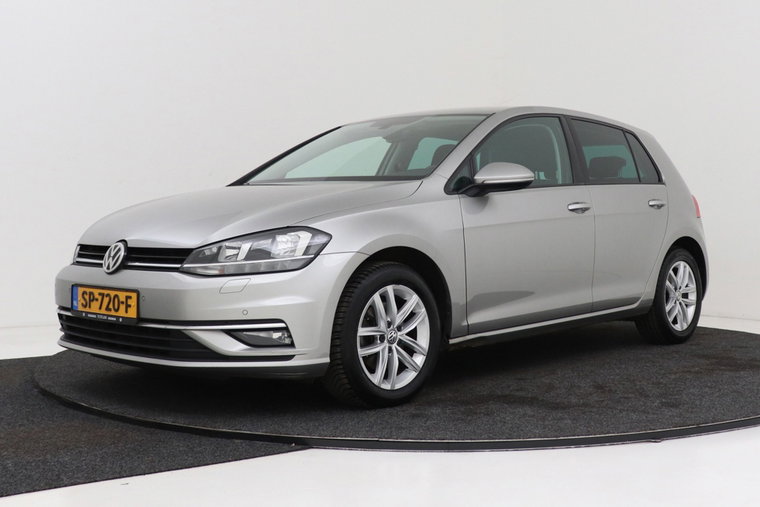 Volkswagen Golf foto 1
