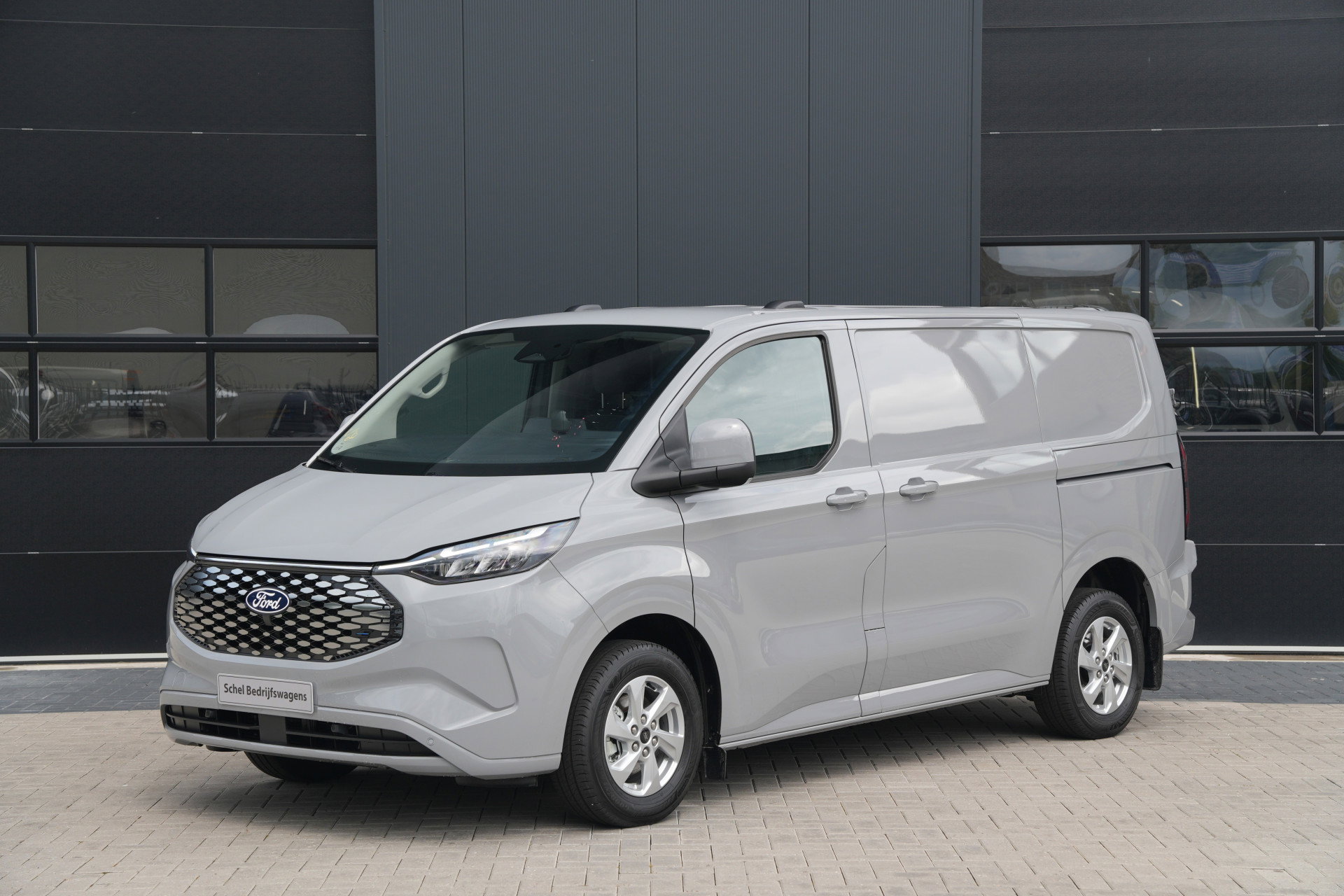 Foto van Ford E-Transit Custom