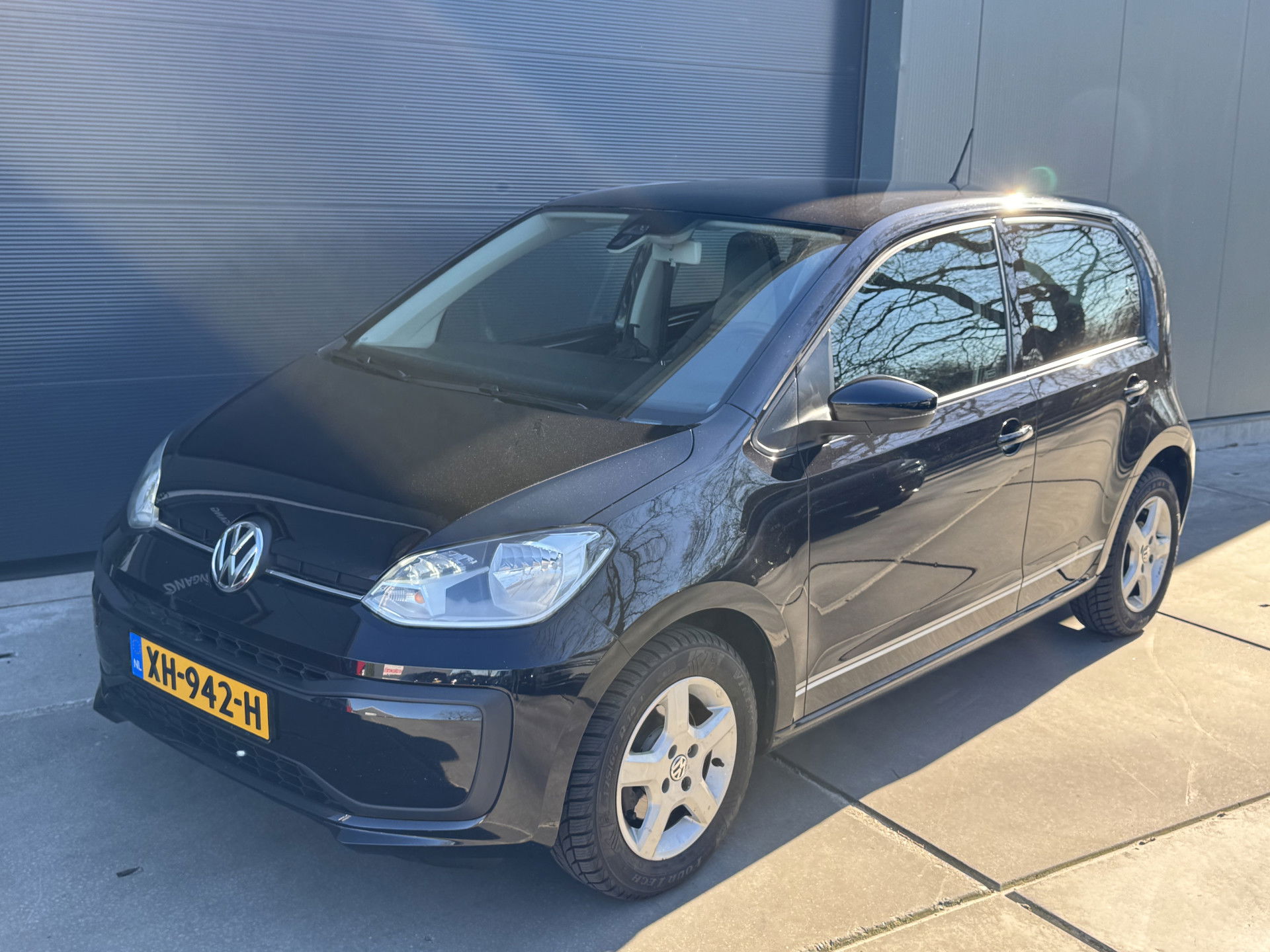 Foto van Volkswagen up!