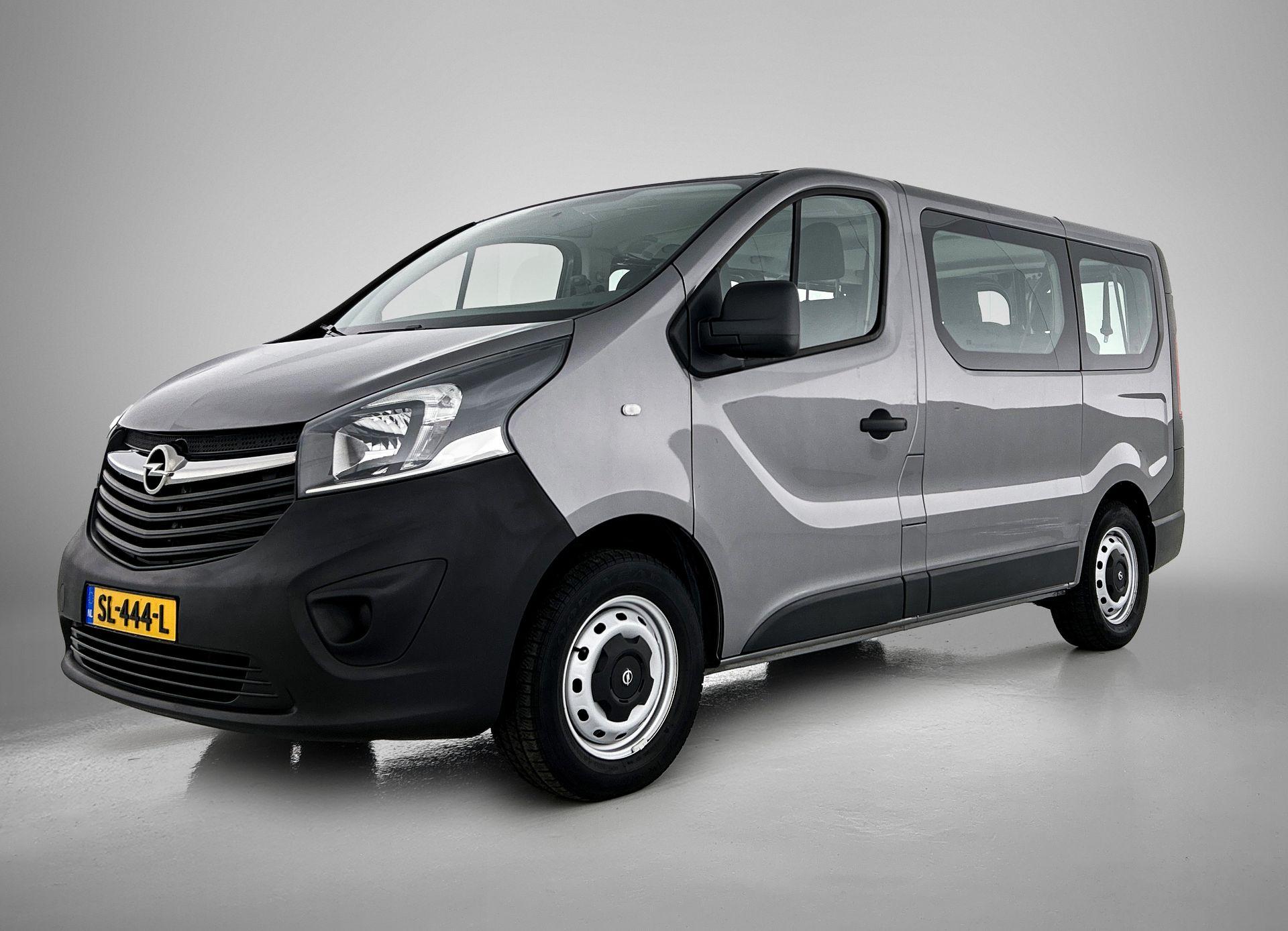 Foto van Opel Vivaro Combi