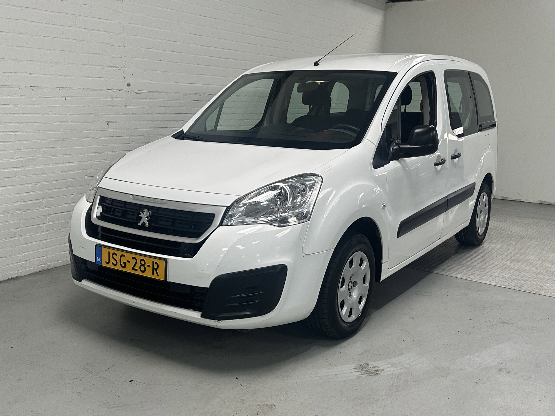 Foto van Peugeot Partner