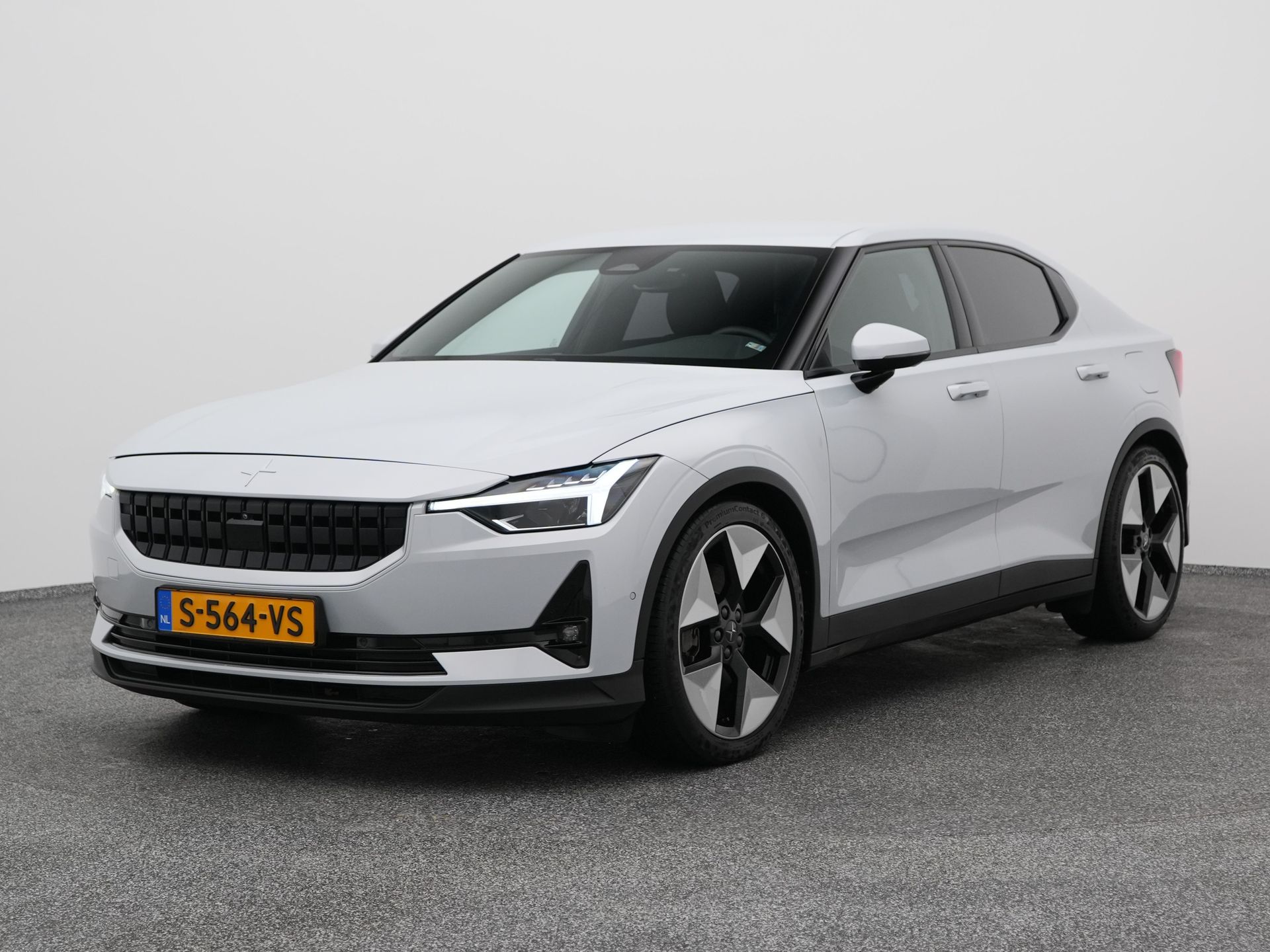 Foto van Polestar 2