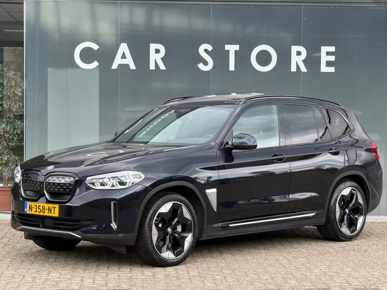 Foto van BMW iX3