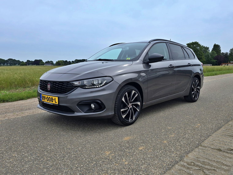Foto van Fiat Tipo