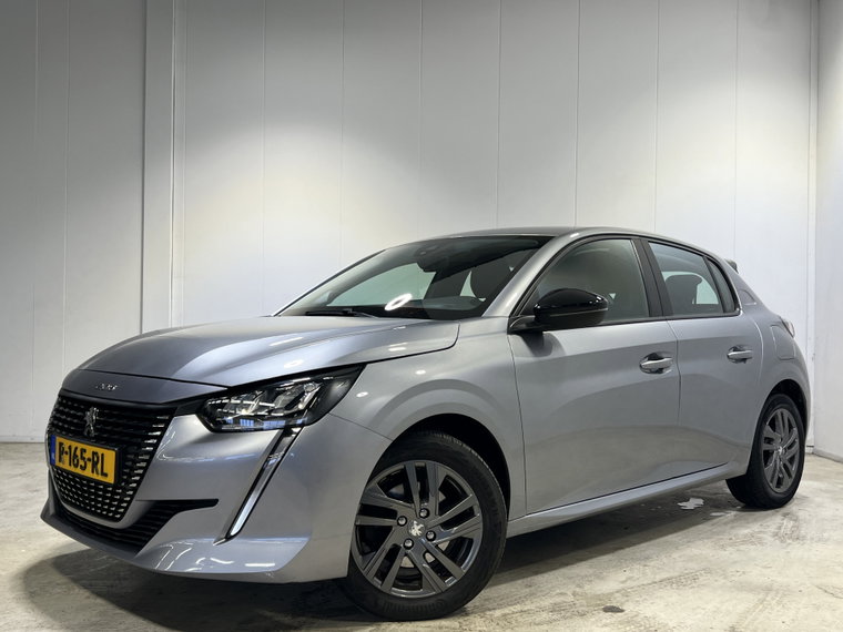 Peugeot 208 foto 1