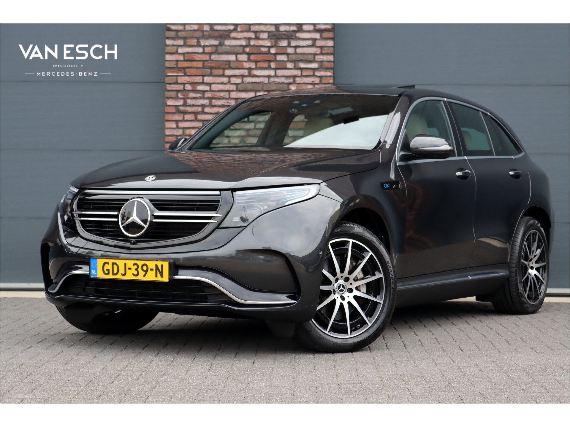 Foto van Mercedes-Benz EQC