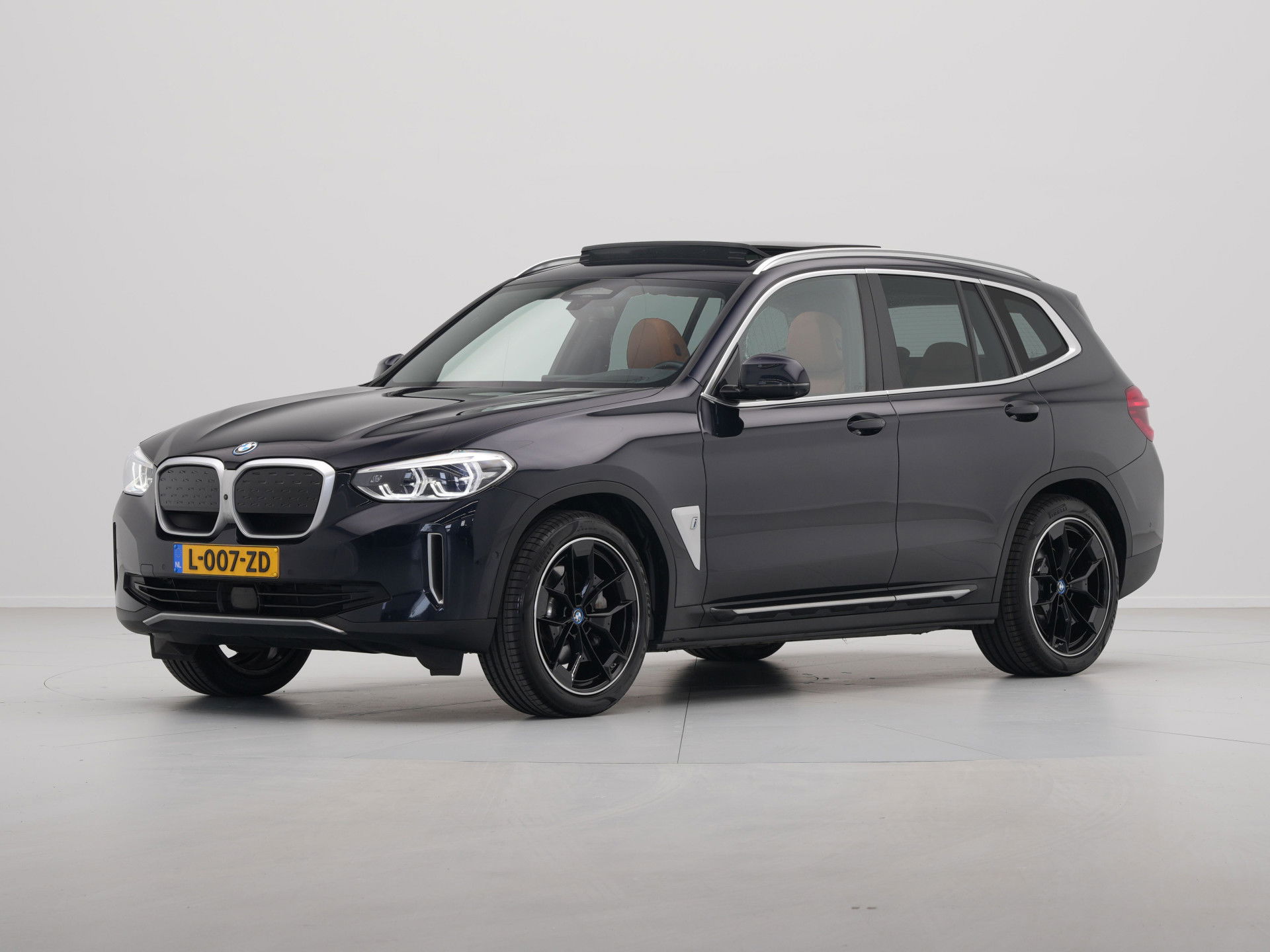 Foto van BMW iX3