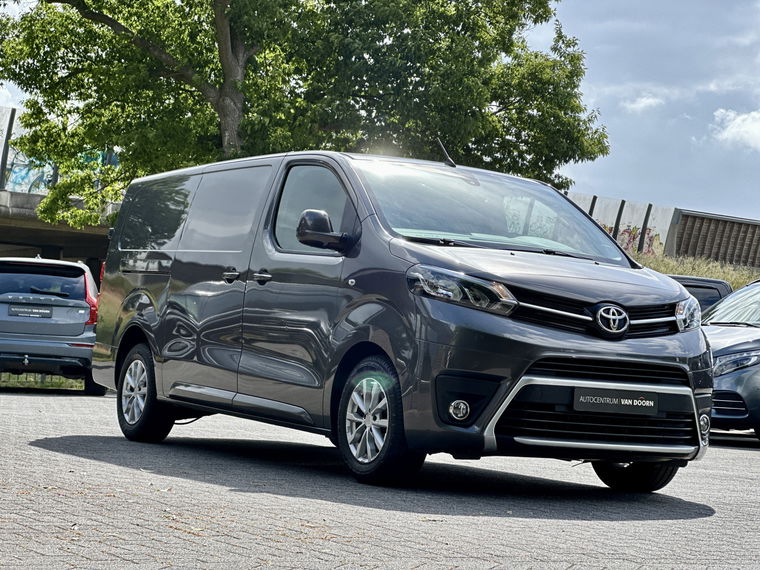 Toyota ProAce Worker