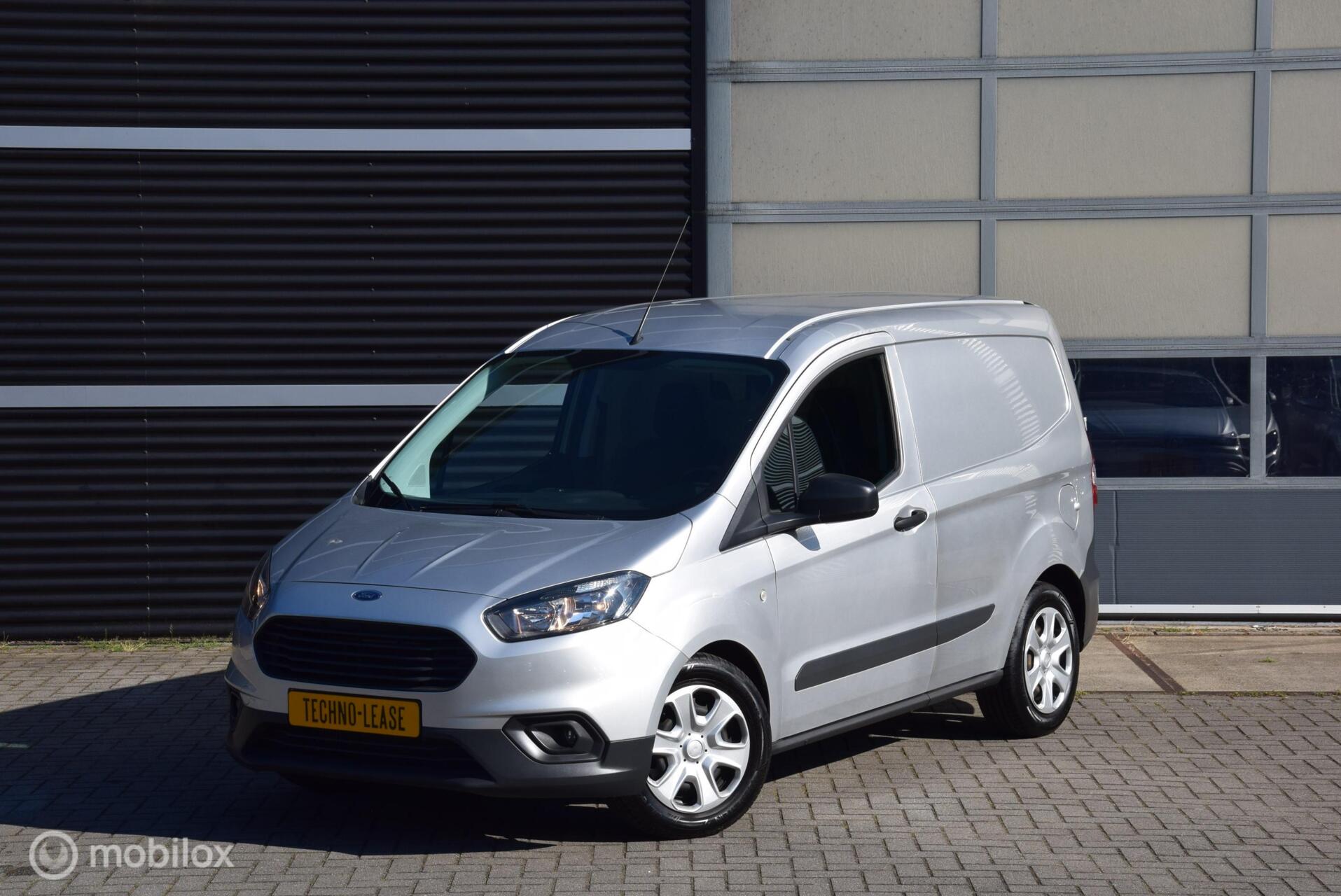 Foto van Ford Transit Courier
