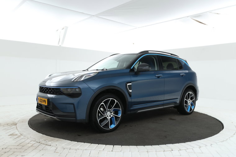 Lynk & Co 01