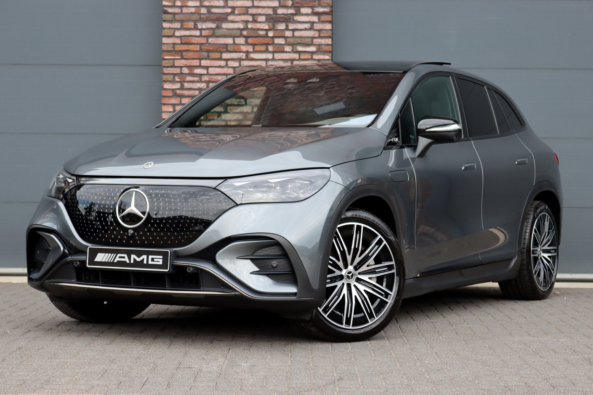 Foto van Mercedes-Benz EQE