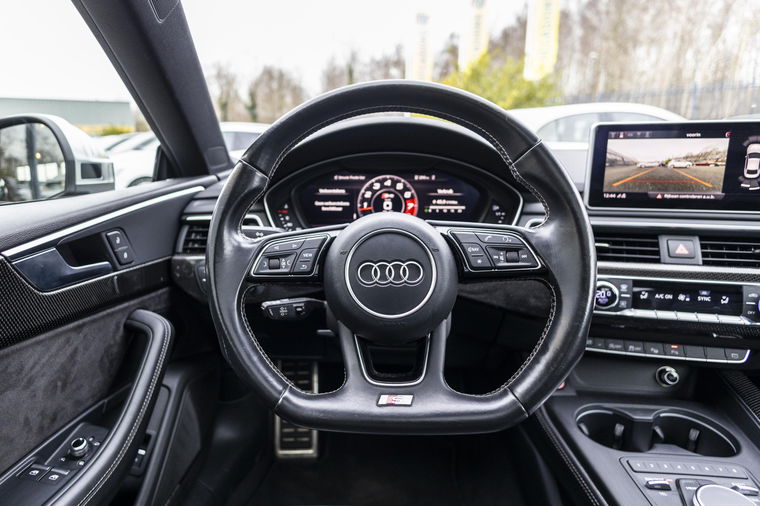 Audi S5