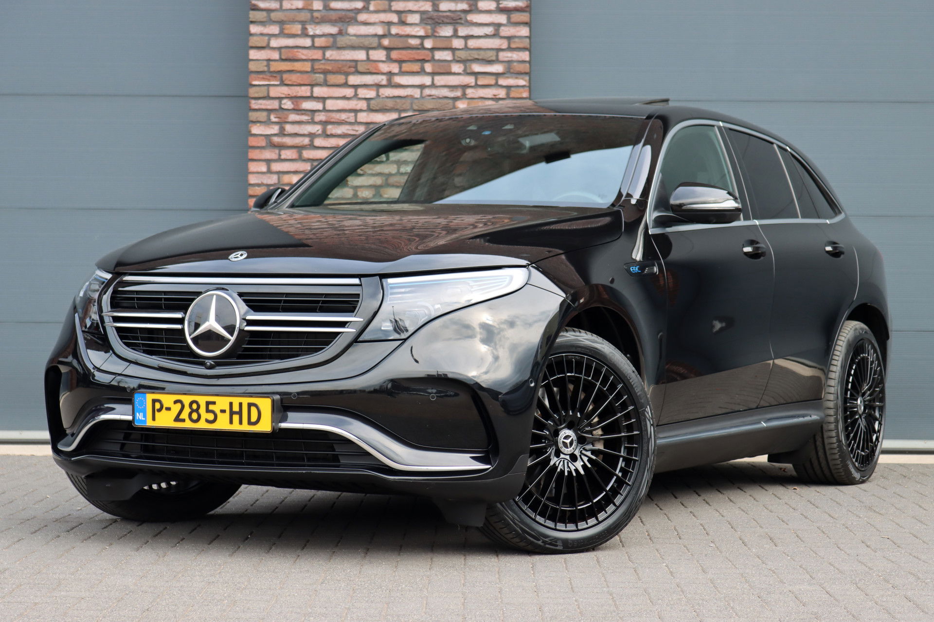 Foto van Mercedes-Benz EQC