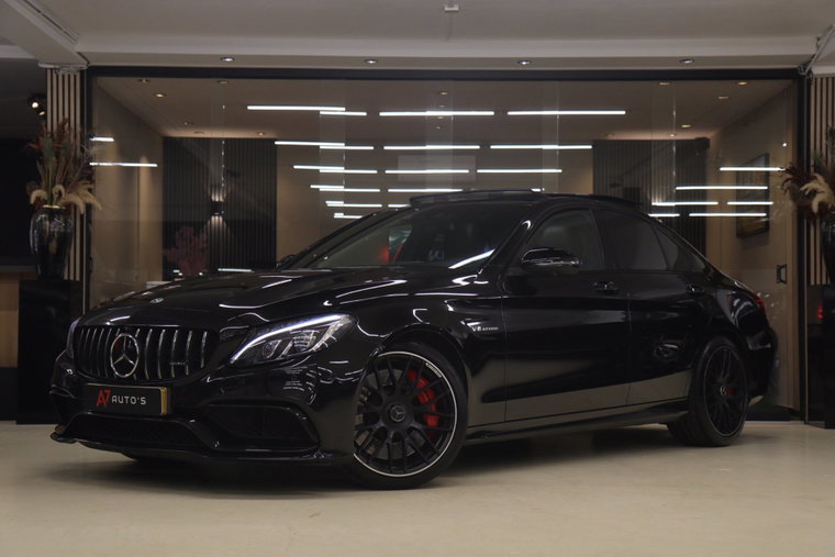 Mercedes-Benz C-Klasse foto 1
