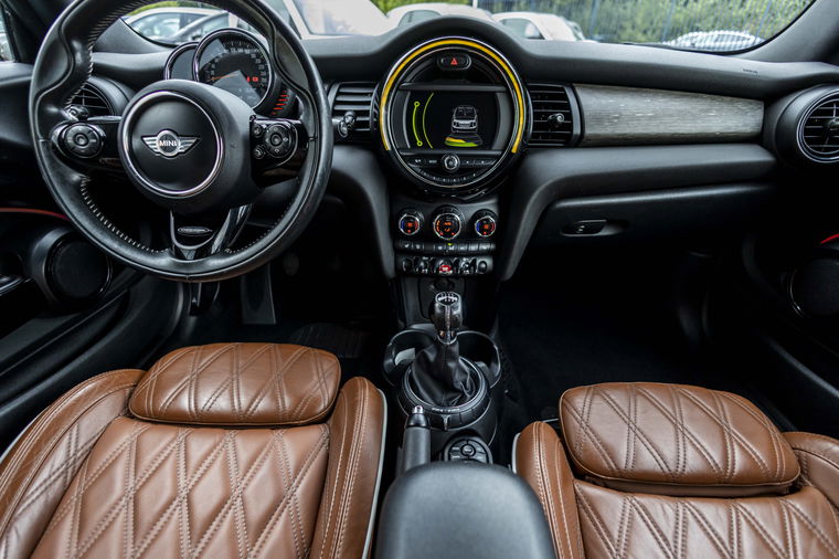 MINI Cabrio