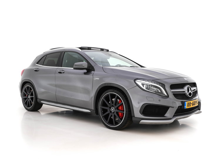 Mercedes-Benz GLA foto 1
