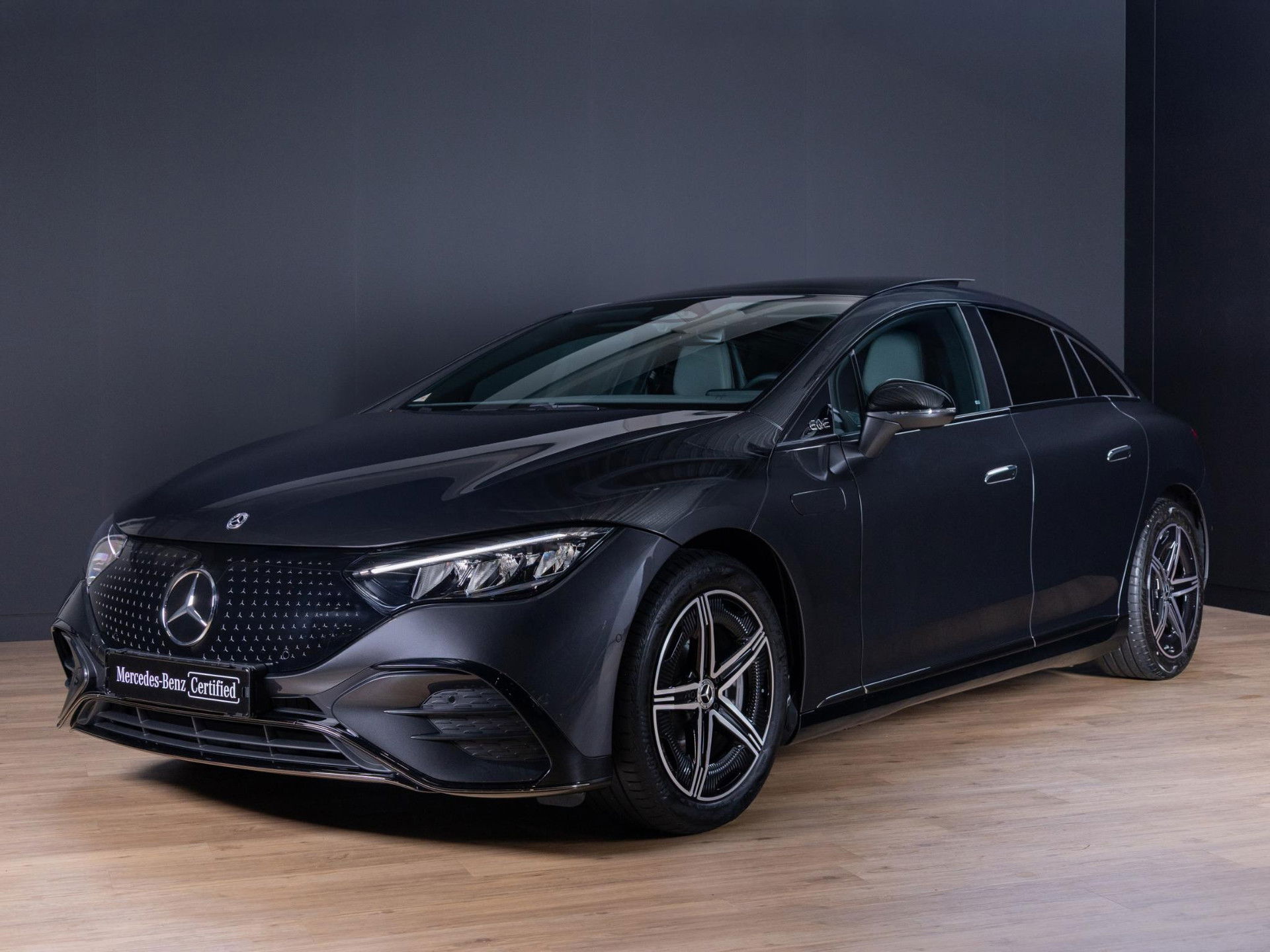 Foto van Mercedes-Benz EQE