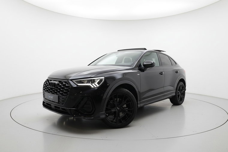 Audi Q3 foto 1