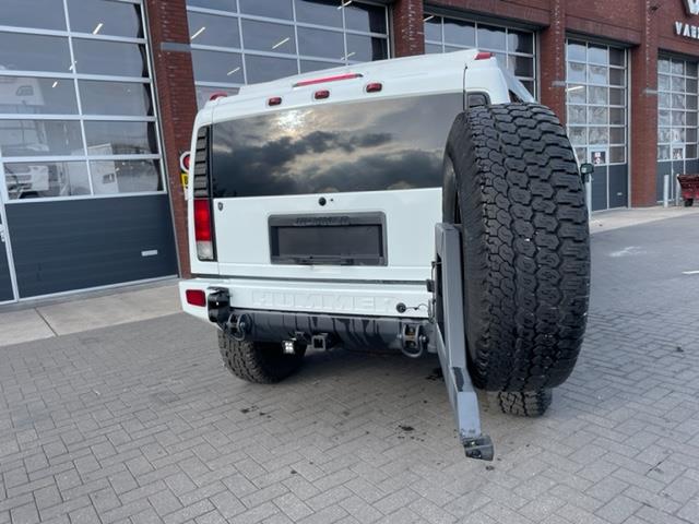 Hummer H2