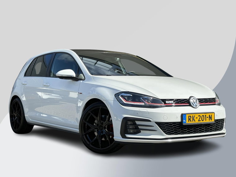 Volkswagen Golf foto 1