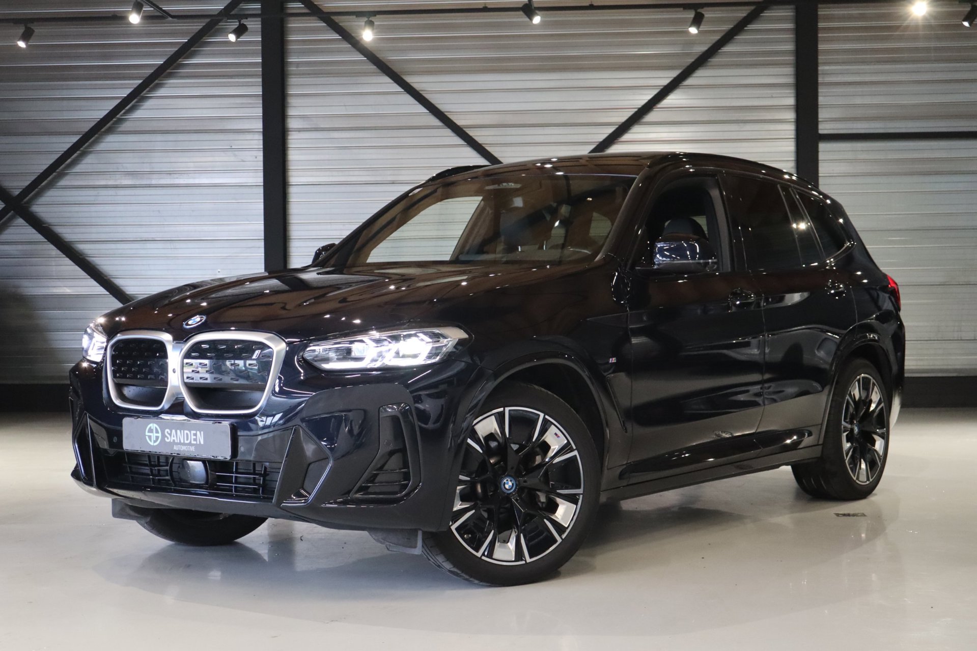Foto van BMW iX3
