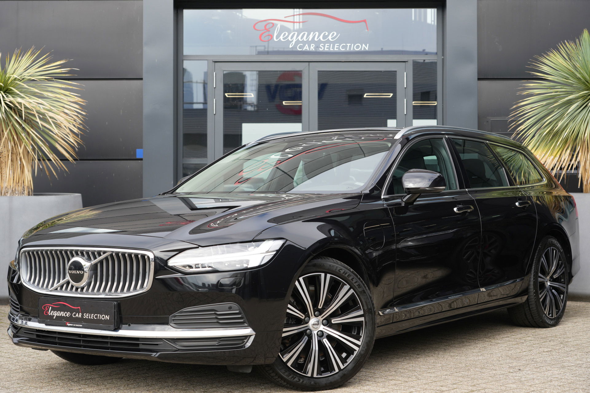 Volvo V90