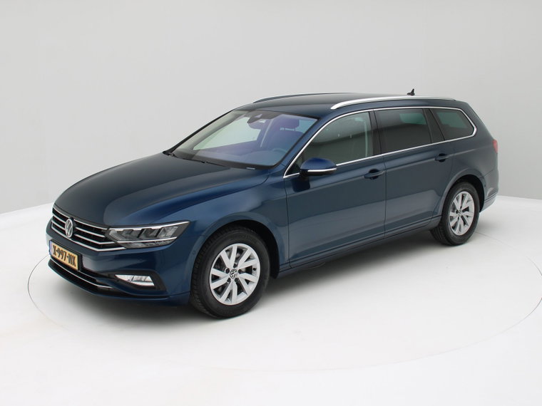 Volkswagen Passat foto 1